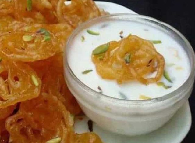 Doodh Jalebi